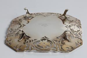 A silver card tray with pierced floral decoration, with marks for Sheffield 1955 and Viner's Ltd ( - Image 4 of 5