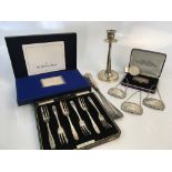 A collection of various silver including ingot commemorating Elizabeth II silver wedding