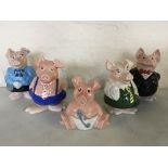 Family of five Wade NatWest piggy banks. IMPORTANT: Online viewing and bidding only. Collection by