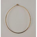 A hallmarked 9ct yellow gold collar necklace, weight approx. 12.3g. IMPORTANT: Online viewing and