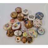 21 various pill boxes, some enamelled some porcelain, including Crummles, Ashford, etc. IMPORTANT: