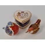 Two Royal Crown Derby birds and a lidded box commemorating the 50th Wedding Anniversary of Elizabeth