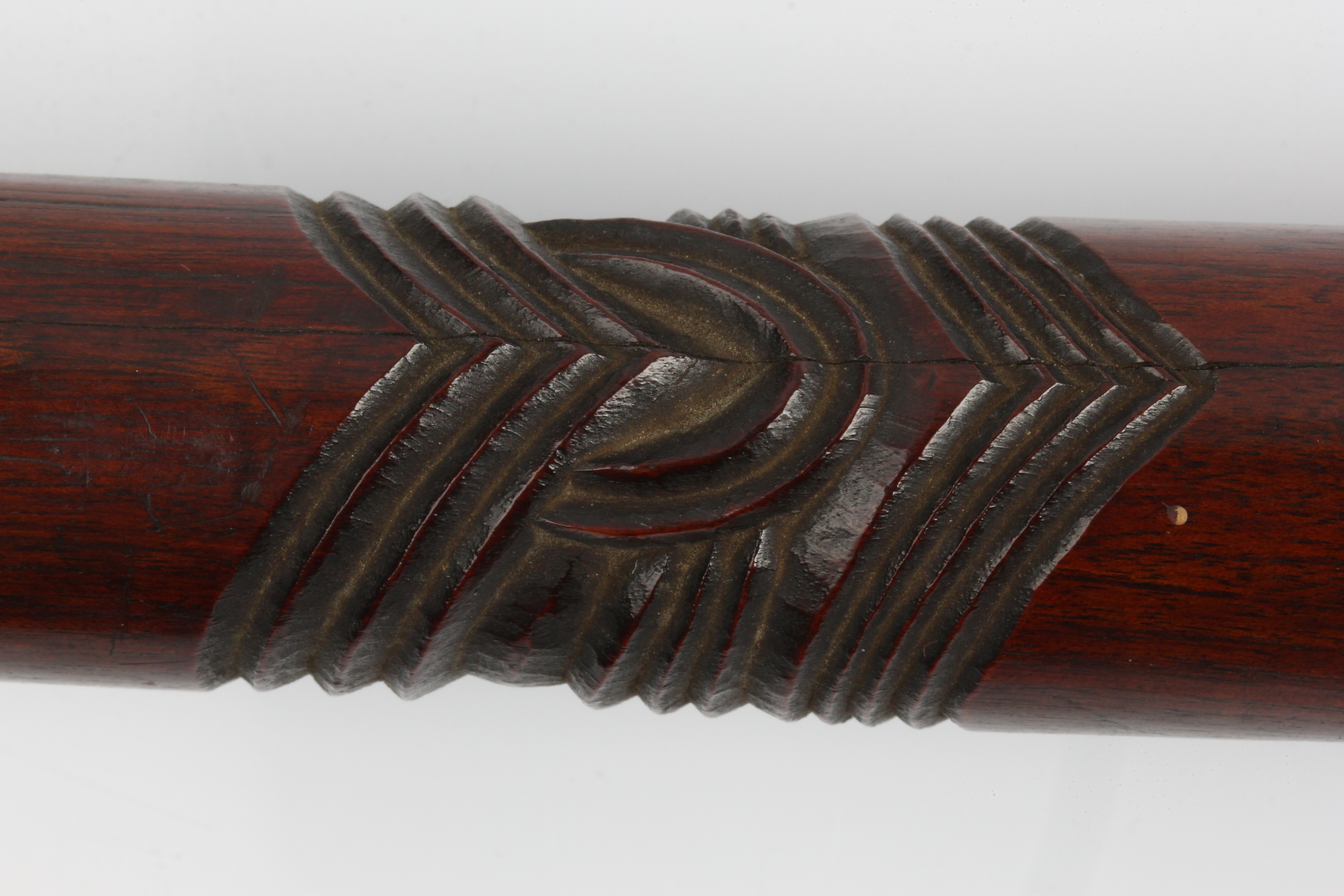 A 19th century Maori war canon steering paddle hoe, with two carved bands on handle shaft and carved - Image 10 of 25