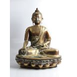 A large gilded bronze statue of Buddha Shakyamuni, approx. height 51cm. IMPORTANT: Online viewing