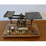A set of scales with Inland Letter rates label. IMPORTANT: Online viewing and bidding only.