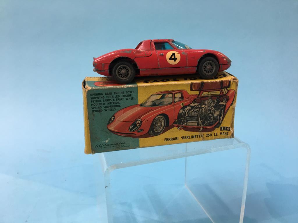 A Dinky 150 Rolls Royce Silver Wraith, a 189 Triumph Herald, a Corgi 301 Triumph T.R.Z sports car - Image 10 of 13