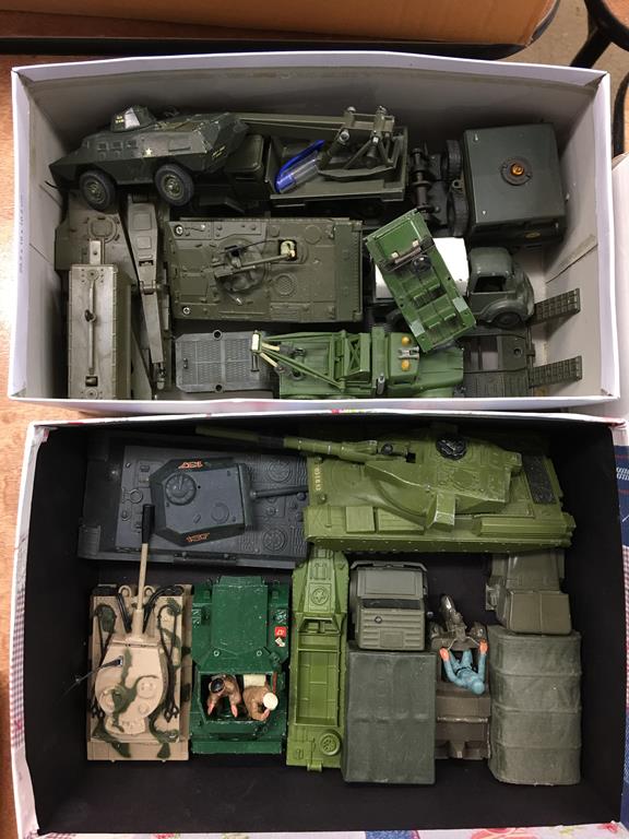 Quantity of loose Die Cast military vehicles etc., in four boxes - Image 2 of 4