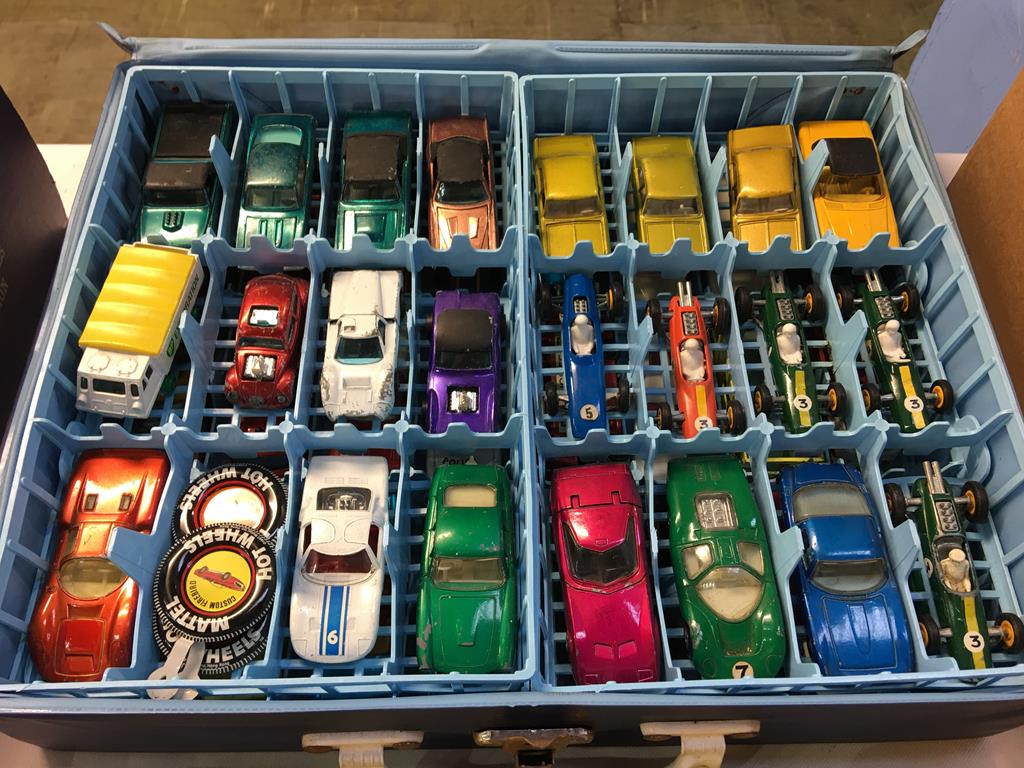 A quantity of Matchbox items to include; collectors case of Die Cast cars etc. - Image 2 of 5