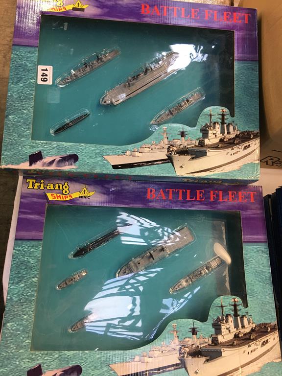 A quantity of boxed Triang Minic items to include; three Quayside sets, two Fleet Anchorage sets and - Image 3 of 3