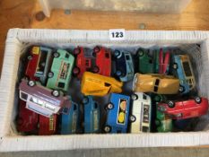 Twenty loose Die Cast vehicles, in one tray