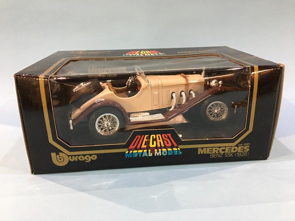 Five boxed Die Cast cars Maisto, Burago and Road Tough - Image 4 of 6