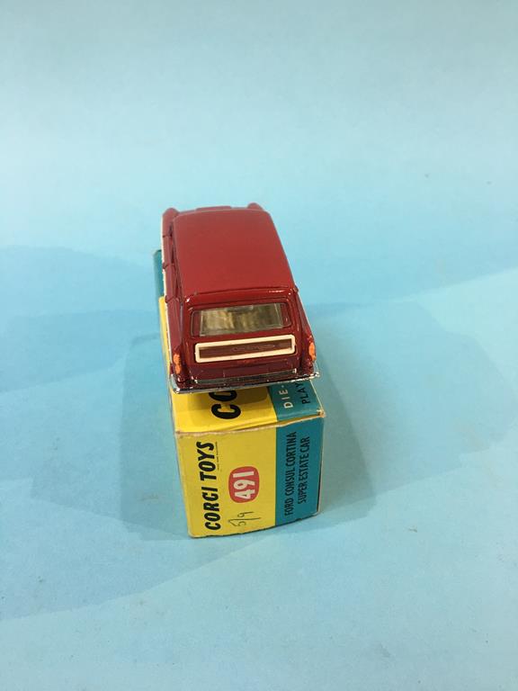 A Corgi 475 Citroen Safari, a 491 Ford Consul Cortina Super Estate car and a 492 VW European - Image 4 of 8