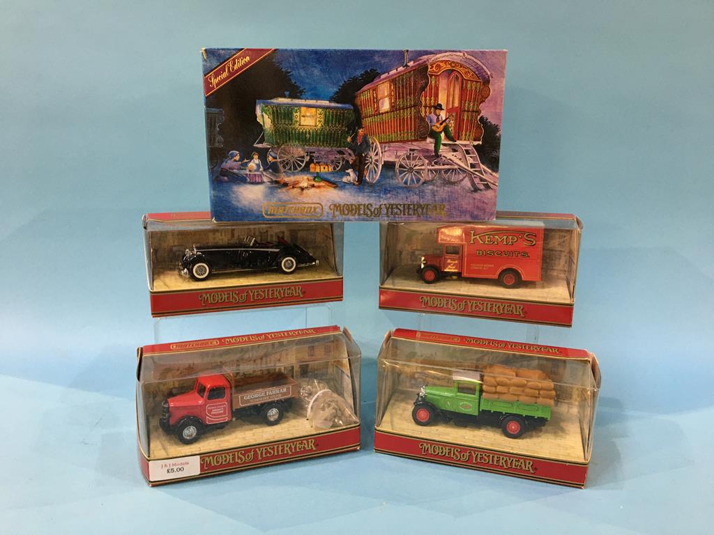 Twenty eight Matchbox models of Yesteryear and boxed Die Cast vehicles - Image 2 of 3