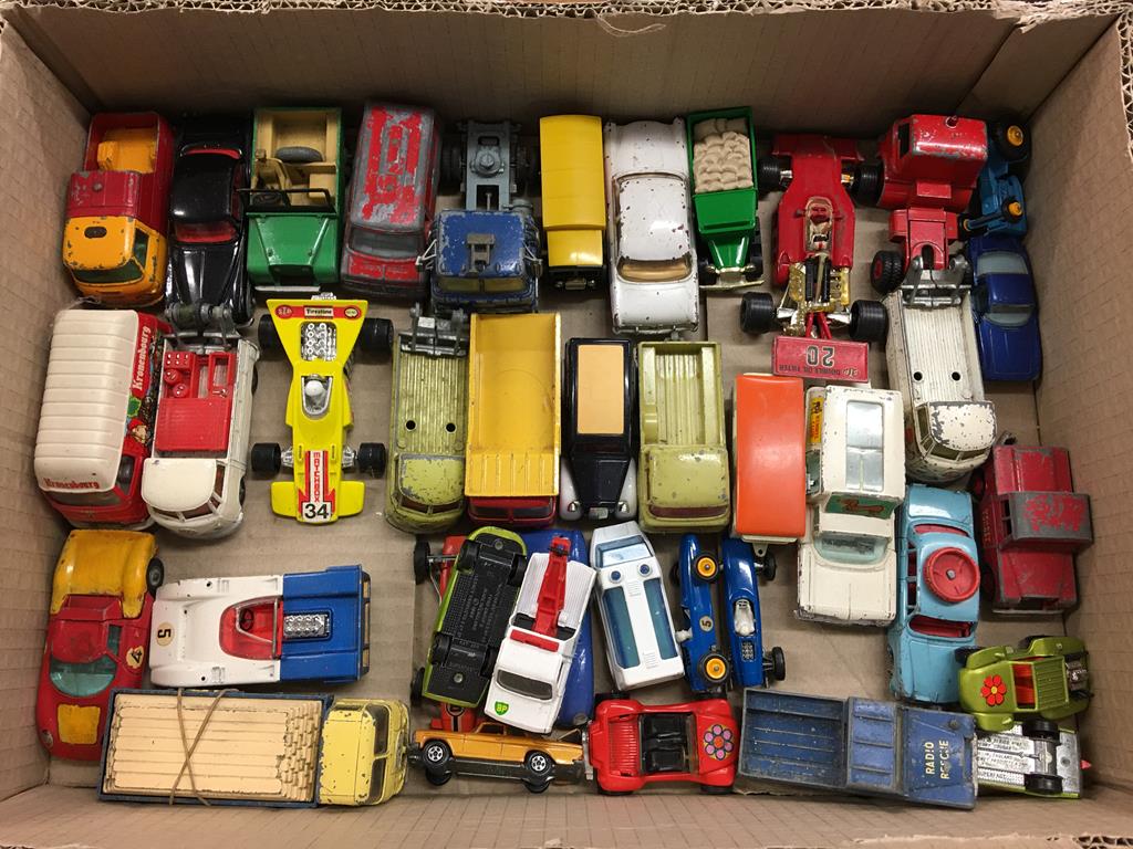 Two trays of Die Cast vehicles etc. - Image 2 of 3