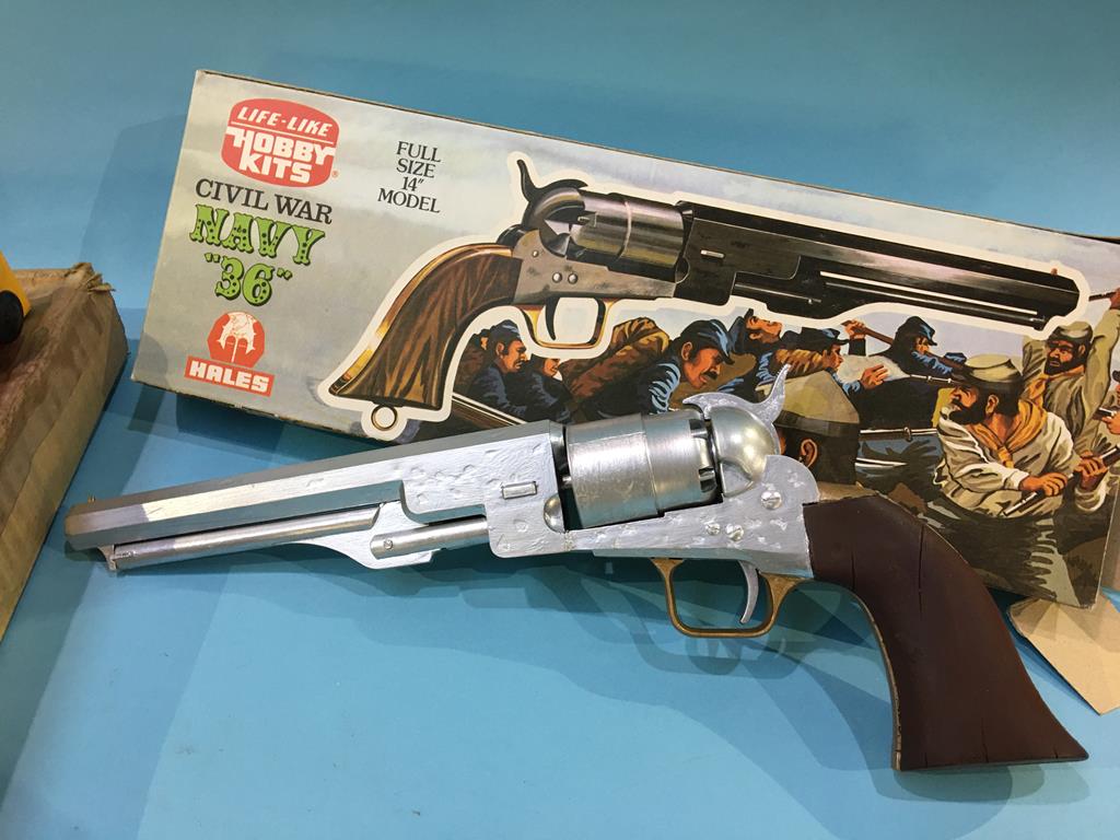 A boxed Hales Life Like model Kit, 'Civil War Navy 36 Revolver', full size 14" model, and a complete - Image 2 of 3