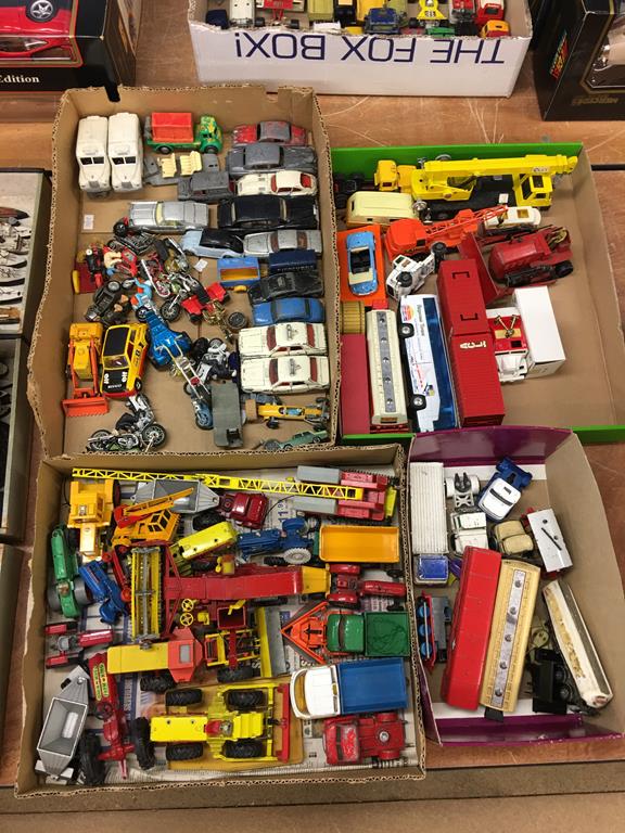 Four trays of loose Die Cast vehicles