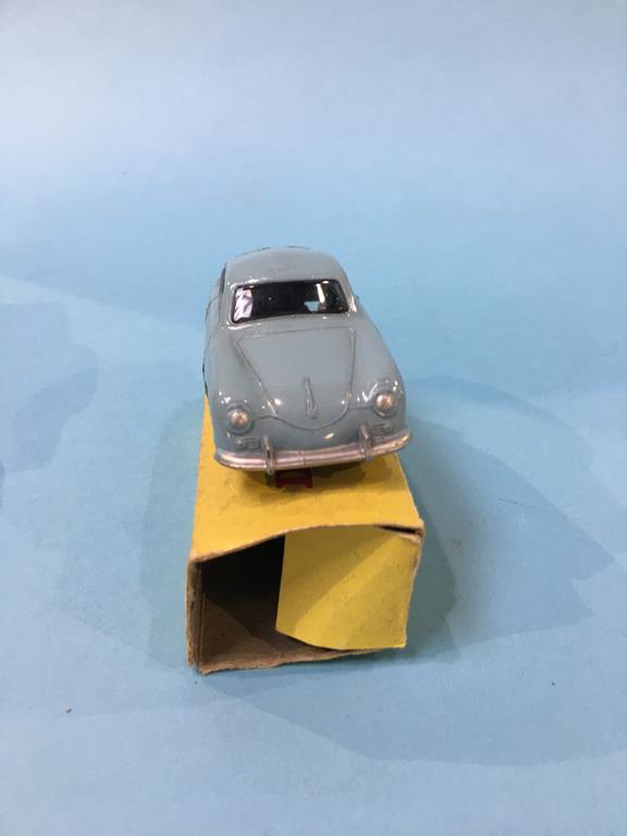 A Dinky 203 Ford Consul Corsair and a 182 Porsche 356a coupe (with windows), boxed - Image 5 of 6