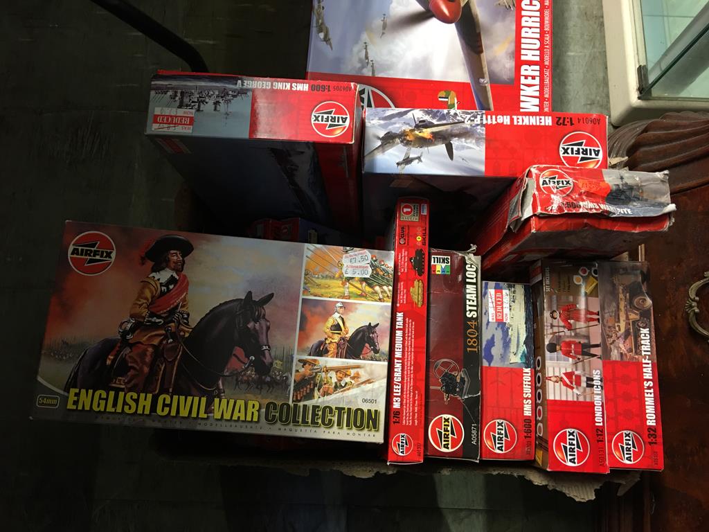 Large quantity of Airfix model kits - Image 2 of 6