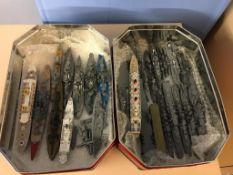 Two trays of Die Cast Triang Minic ships and other makes