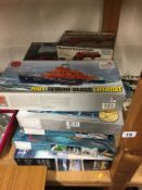 Quantity of various model kits