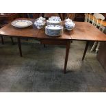 Mahogany gateleg dining table