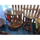 Pair of modern mahogany occasional tables and a matching plant stand