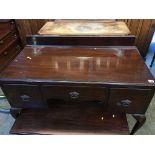 Mahogany dressing table