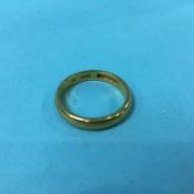 22ct wedding ring, 4.7g