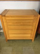 Modern oak chest of drawers, 90cm wide x 50cm deep x 89cm high