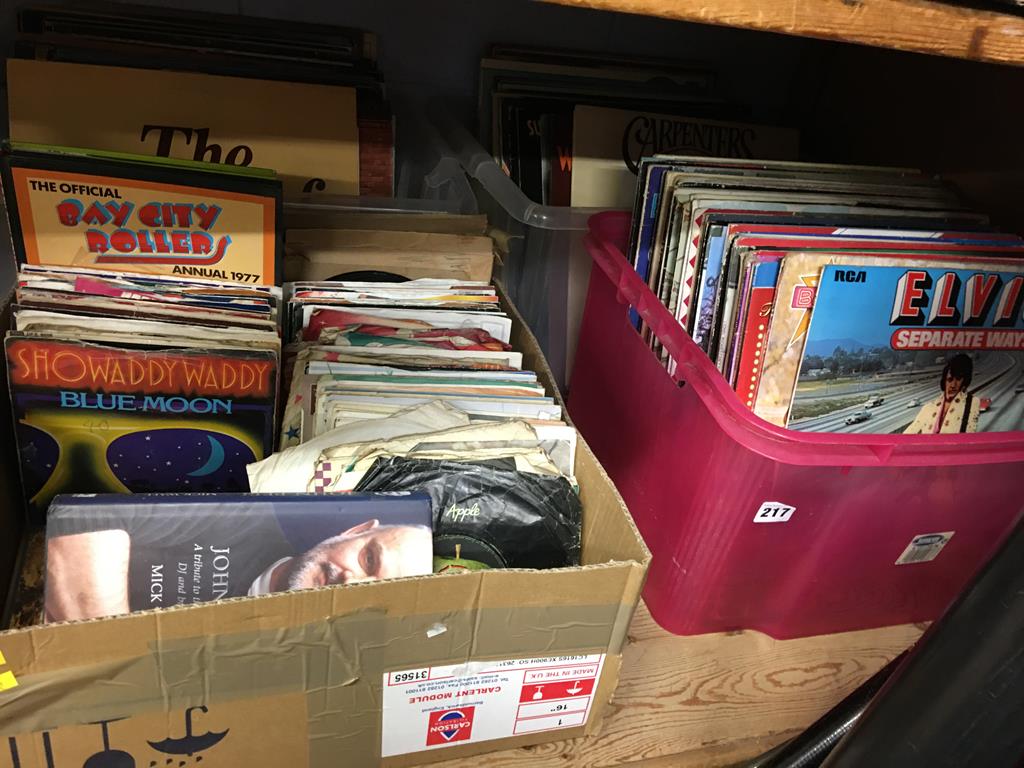 Quantity of LPs and 45s