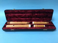 A four section satinwood single key flute