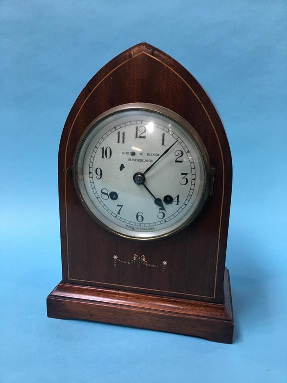 An Edwardian mahogany mantel clock, with 8 day movement, by Robert W. Bloom, 35cm height