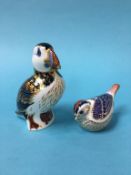 A Royal Crown Derby paperweight 'Puffin' and a bird (2)