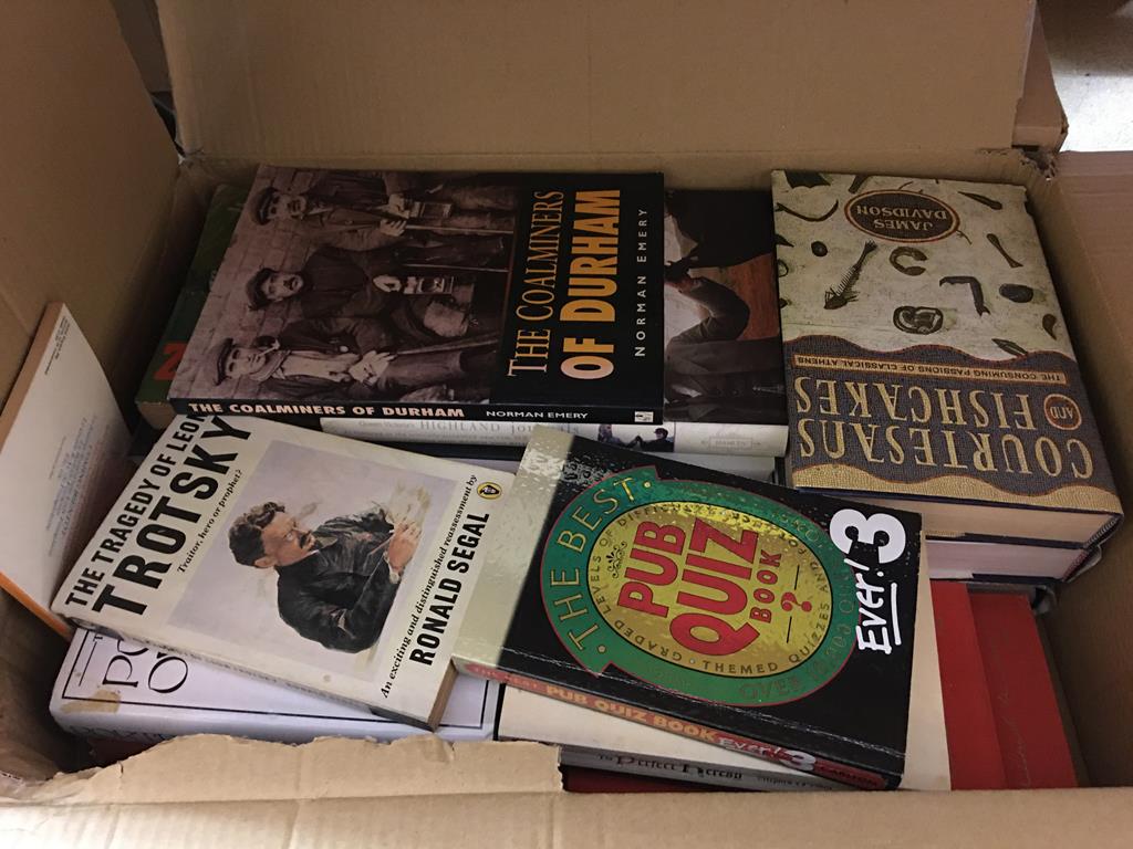 Six boxes of books - Image 5 of 6