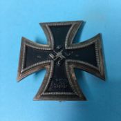 An iron cross dated 1939