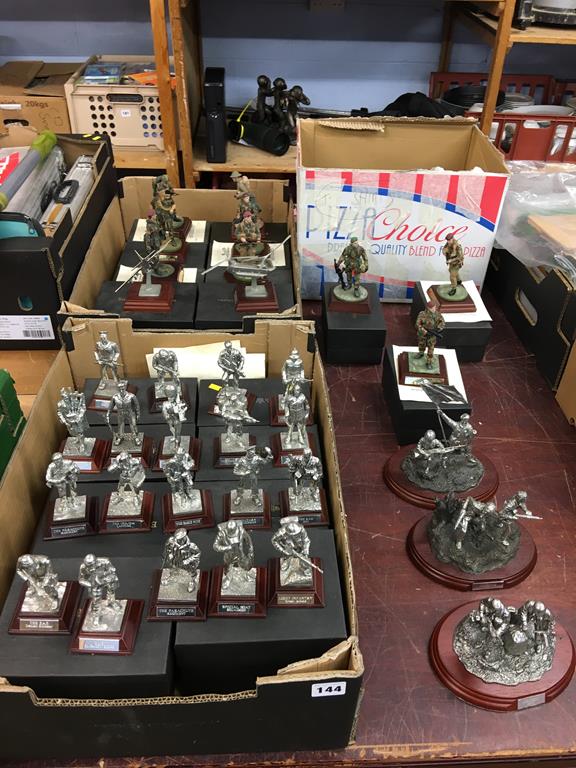 A large collection of 'English Miniatures' military figures