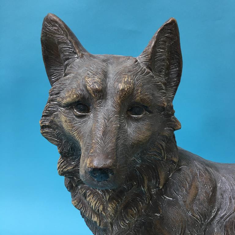 A resin model of a standing fox - Image 2 of 2