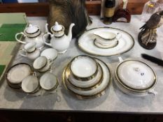 A Royal Grafton 'Majestic' dinner and tea service