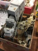 A quantity of vintage Star Wars toys
