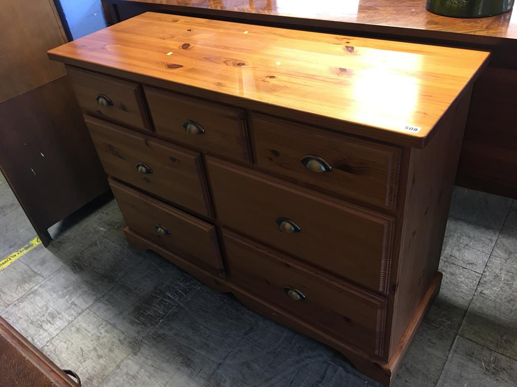 Pine chest of drawers, 125 x 45 x 87cm