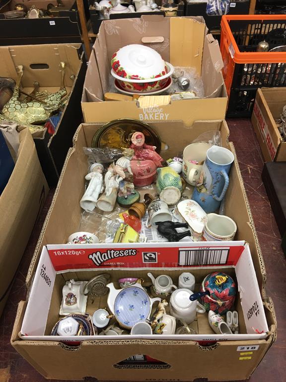 Two trays of assorted, to include crested ware, Coalport pastille burner etc.