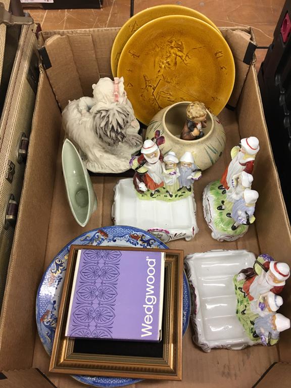 Yardley English Lavender soap dishes, boxed Wedgwood blue Jasperware round tray, Hummel figure etc.