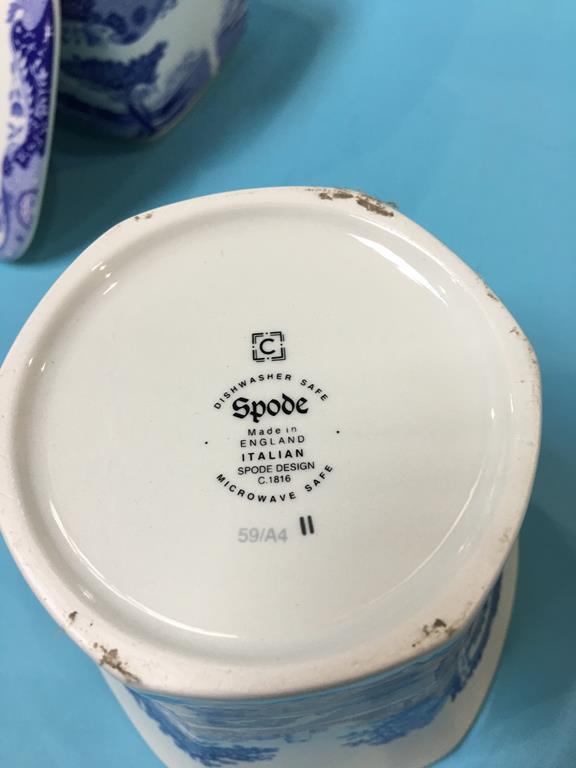 A quantity of Spode Italian china wares Condition Report All a little grubby and with mild age - Image 4 of 4