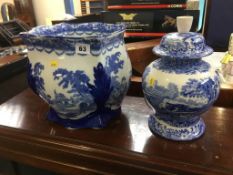 A Spode 'Italian' table lamp and blue and white jardiniere