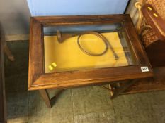 A small mahogany bijouterie cabinet