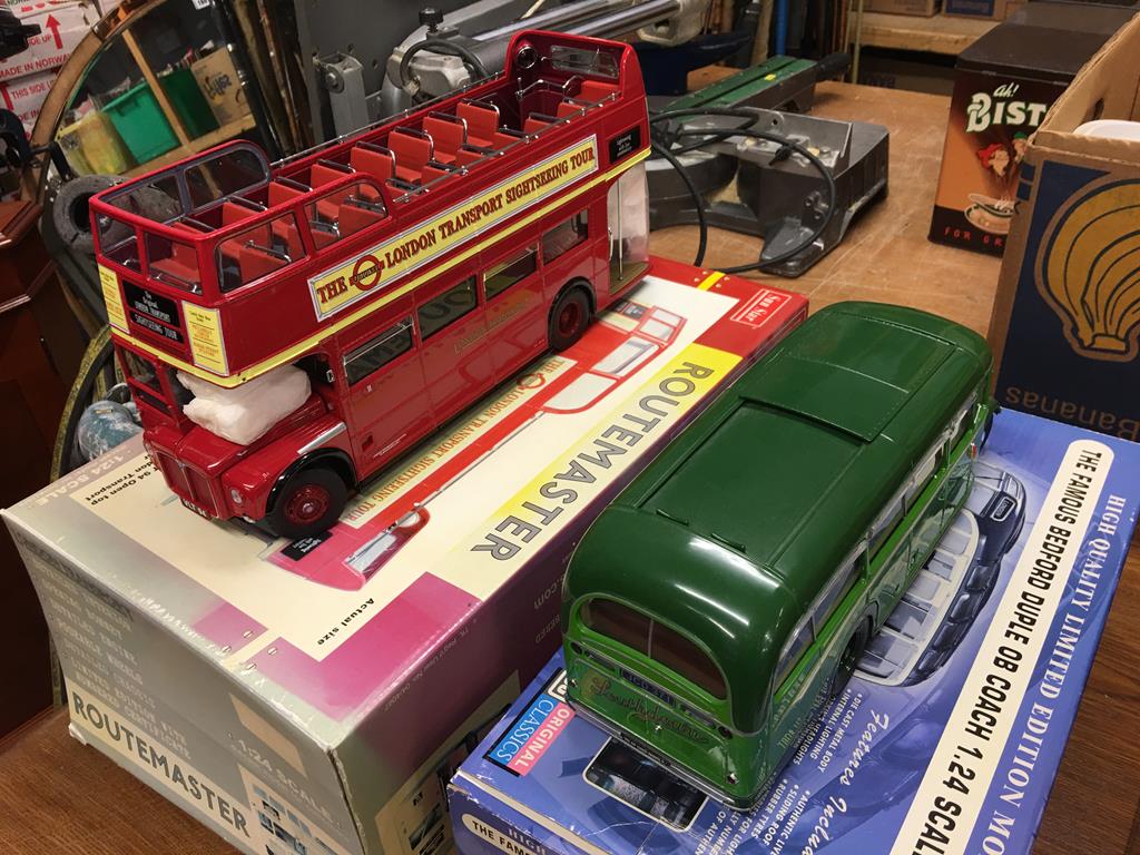 Five boxed Die Cast buses - Image 2 of 3