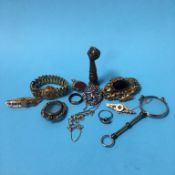 A bag of assorted, to include gold fob and silver brooch etc.