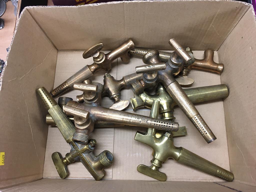 Quantity of brass beer taps