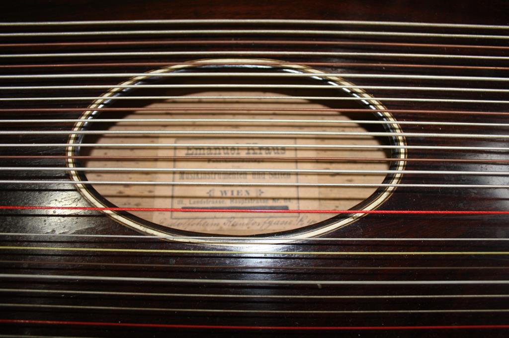An Emanuel Kraus rosewood table harp - Image 2 of 3