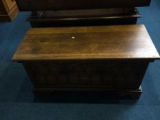 An oak blanket box